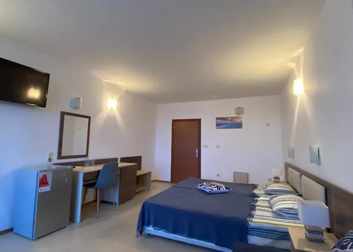 Esperanto 401 Large Sunny Daire Sunny Beach